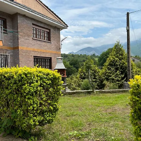 Casa Maria Canales (Asturias)